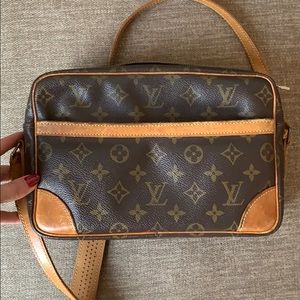 Authentic Louis Vuitton Monogram Trocadero 27